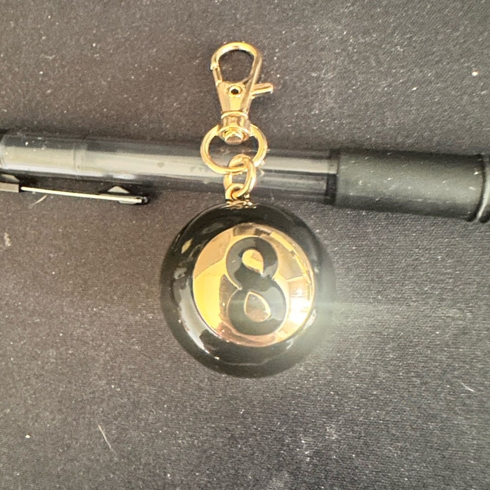 Kate Spade Black and Gold Number 8 Keychain